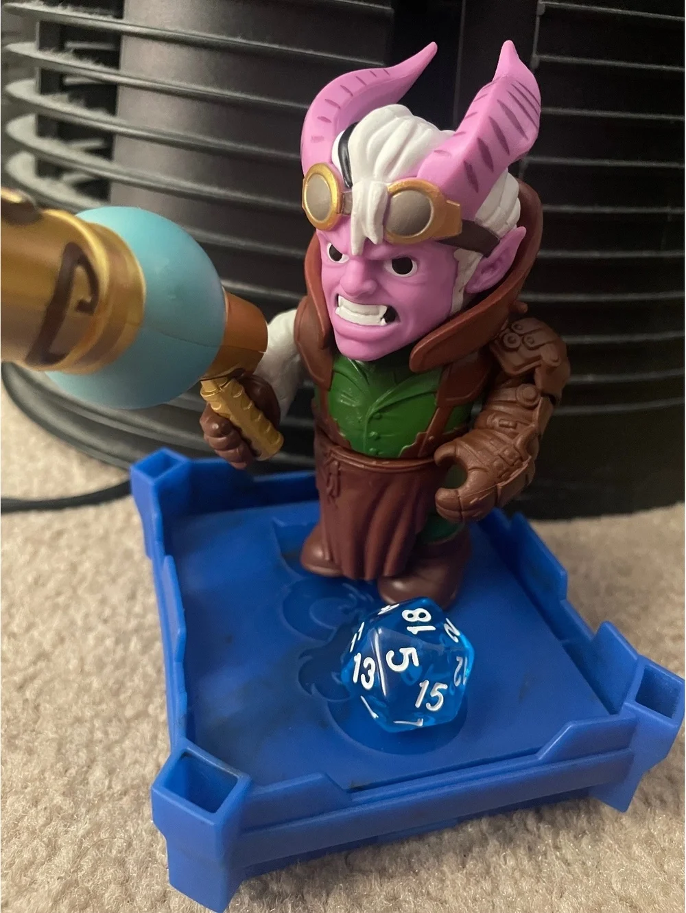 Dungeons and Dragons Quest Adventurer Characters toy figure